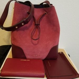 Michael kors Maroon bucket set